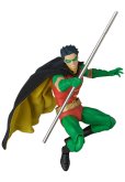 画像9: MAFEX ROBIN (BATMAN:HUSH Ver.)